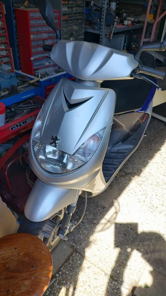 Te koop scooter vivcity Didam 0316 223756, Ophalen of Verzenden, Gebruikt, Benzine, Overige modellen