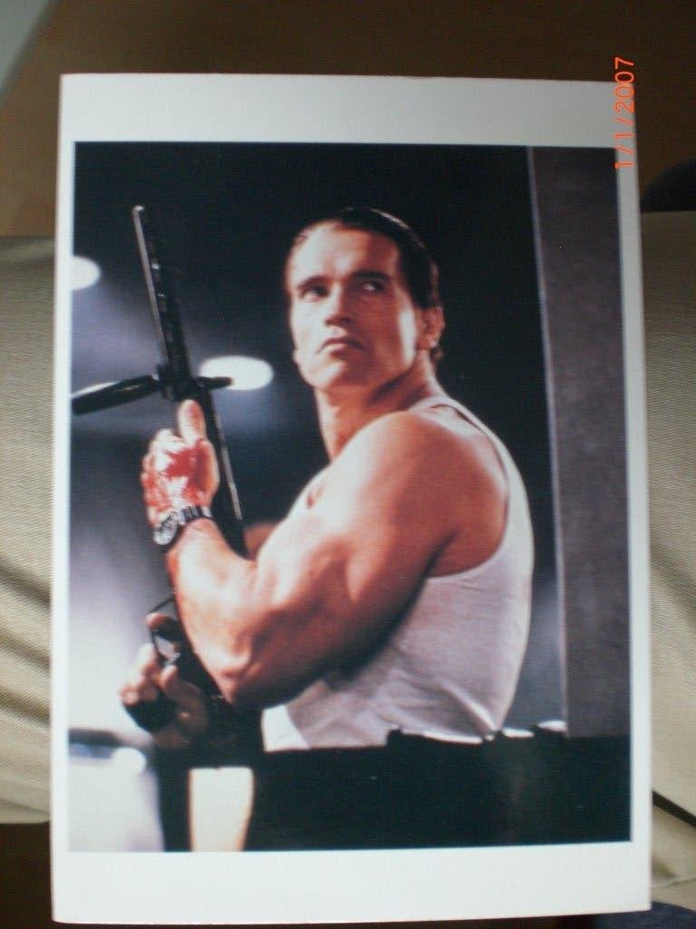 kaart Arnold Schwarzenegger, Ophalen of Verzenden, 1980 tot heden, Ongelopen, Sterren en Beroemdheden