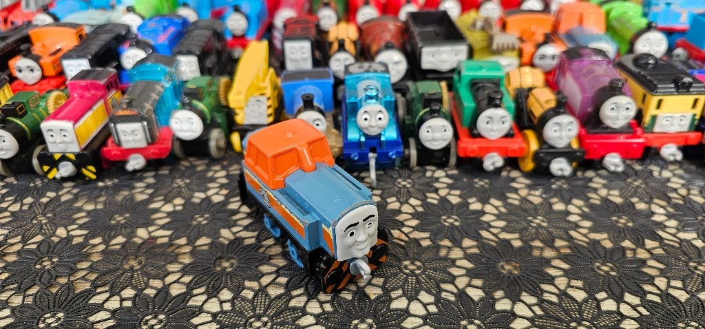 Thomas de trein Adventures Den, Ophalen of Verzenden, Zo goed als nieuw