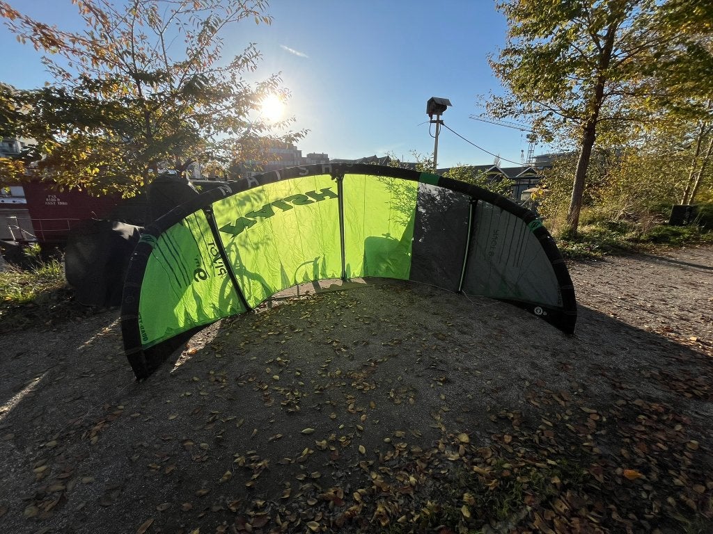 Naish Pivot 9m 2011, Gebruikt, 9 m², Geen board, Ophalen of Verzenden