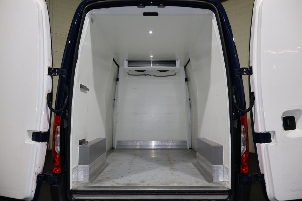 Mercedes-Benz eSprinter L2 H2 55 kWh Koelwagen (bj 2021), Auto's, Stof, Gebruikt, 116 pk, 2670 kg
