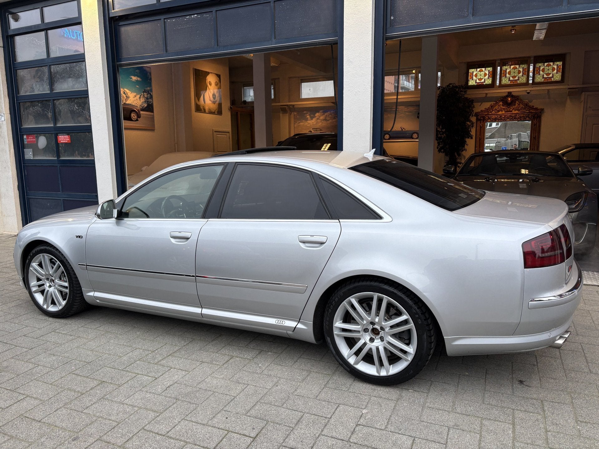 Audi A8 5.2 S8 quattro FULL OPTIONS/TOPSTAAT (bj 2008), Auto's, Automaat, Gebruikt, 5204 cc, Automatische klimaatregeling