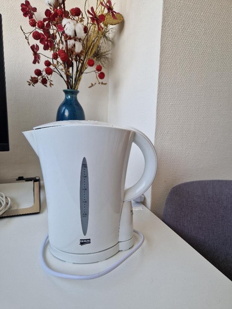 Fairline waterkoker/ kettle, 1 tot 2 liter, Ophalen, Zo goed als nieuw