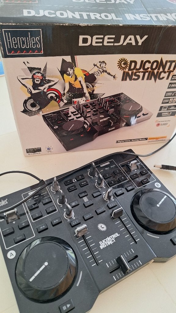 DJ controller, Ophalen of Verzenden, Zo goed als nieuw, Dj-set, Overige merken