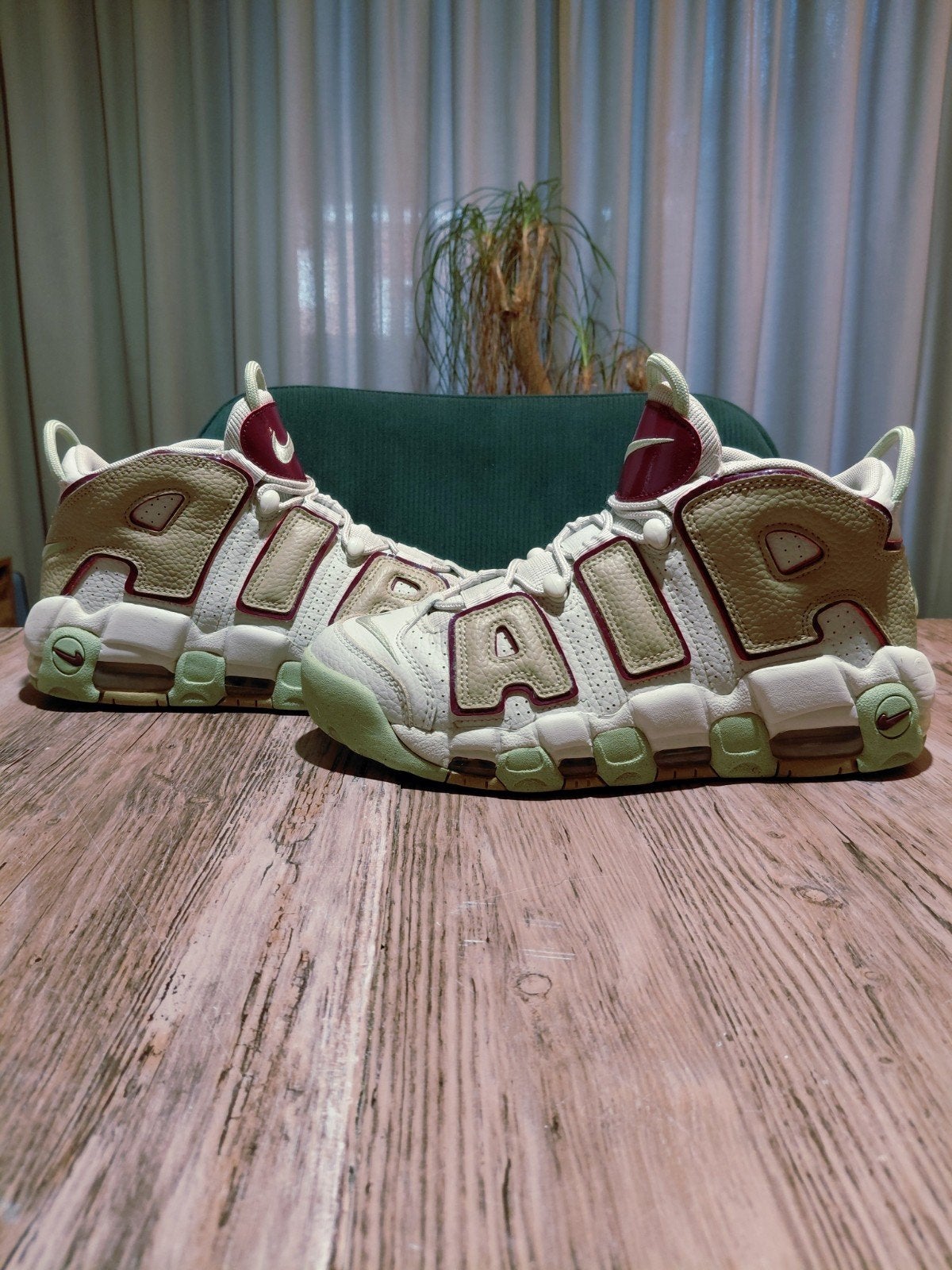 Nike Air Max Uptempo LX 'Alligator' Size 40, Beige, Nike, Ophalen of Verzenden, Sneakers of Gympen
