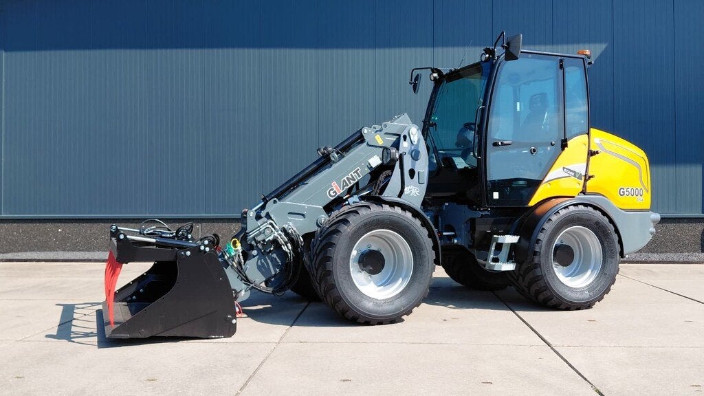 Giant G5000Tele (4821), Tobroco, Info@tobroco.nl, Sprendlingenstraat 57
5061 KM  Oisterwijk, Wiellader of Shovel