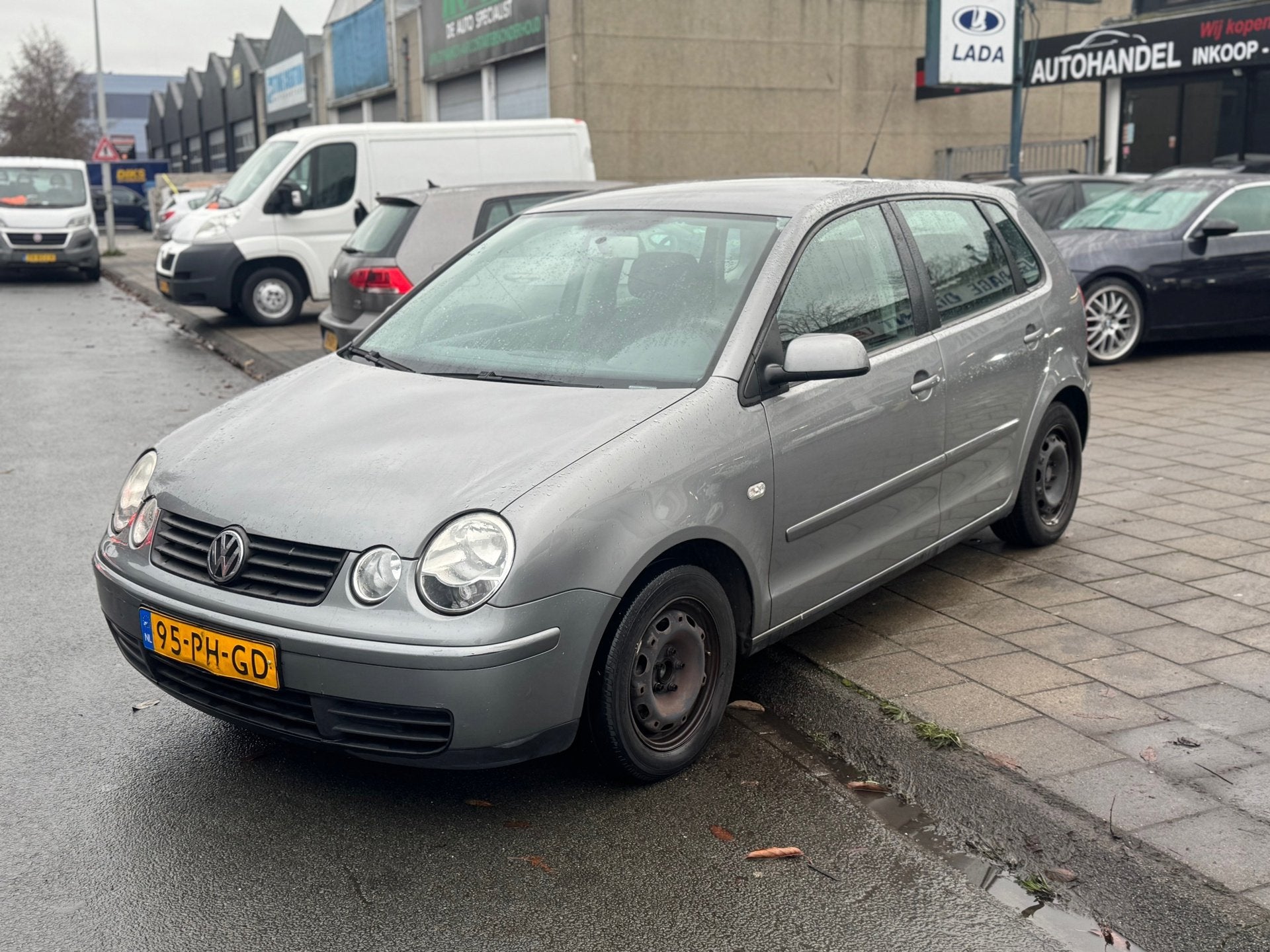 Volkswagen Polo 1.4-16V Athene, Voorwielaandrijving, 15 km/l, 4 cilinders, Stoelverwarming