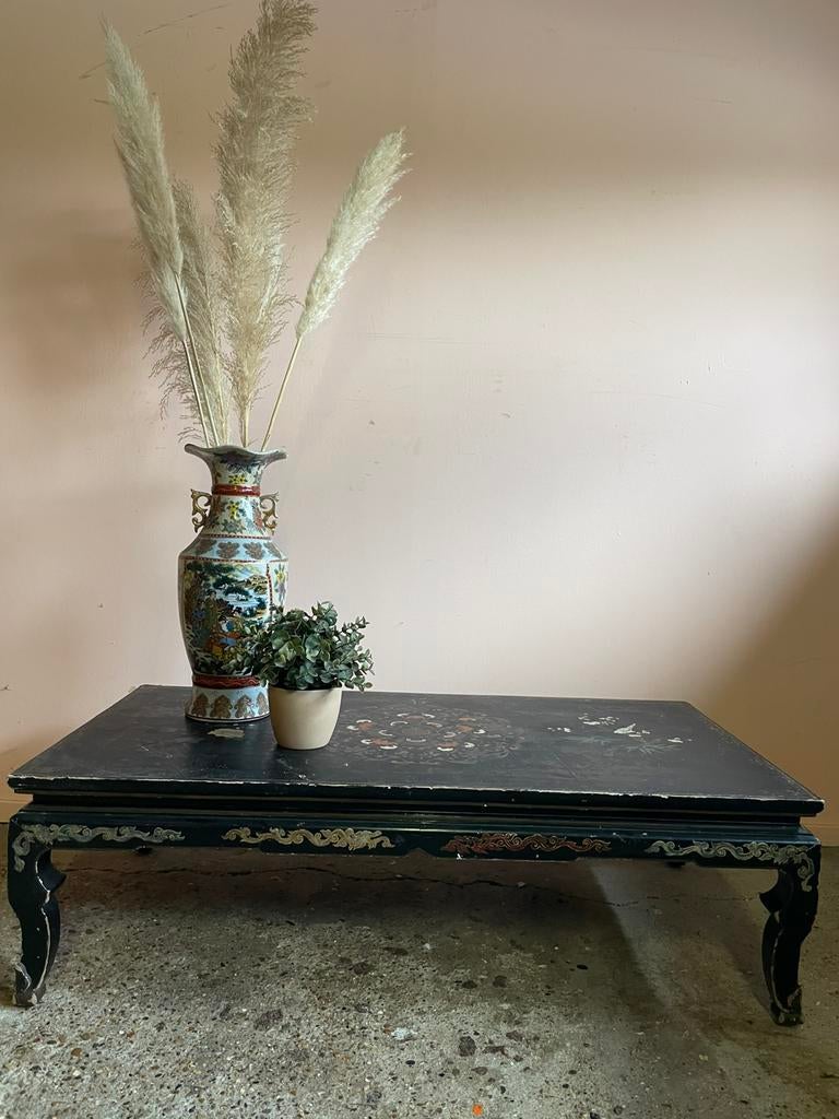 Vintage Chinese salontafel zwart handbeschilderd bloemen, Huis en Inrichting, Tafels | Salontafels, Ophalen, Gebruikt, 100 tot 150 cm