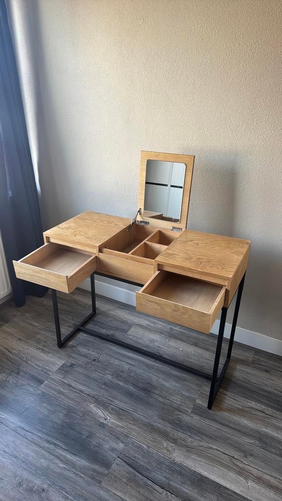 Sidetables / toilettafel, Ophalen, Gebruikt, 50 tot 100 cm, 25 tot 50 cm