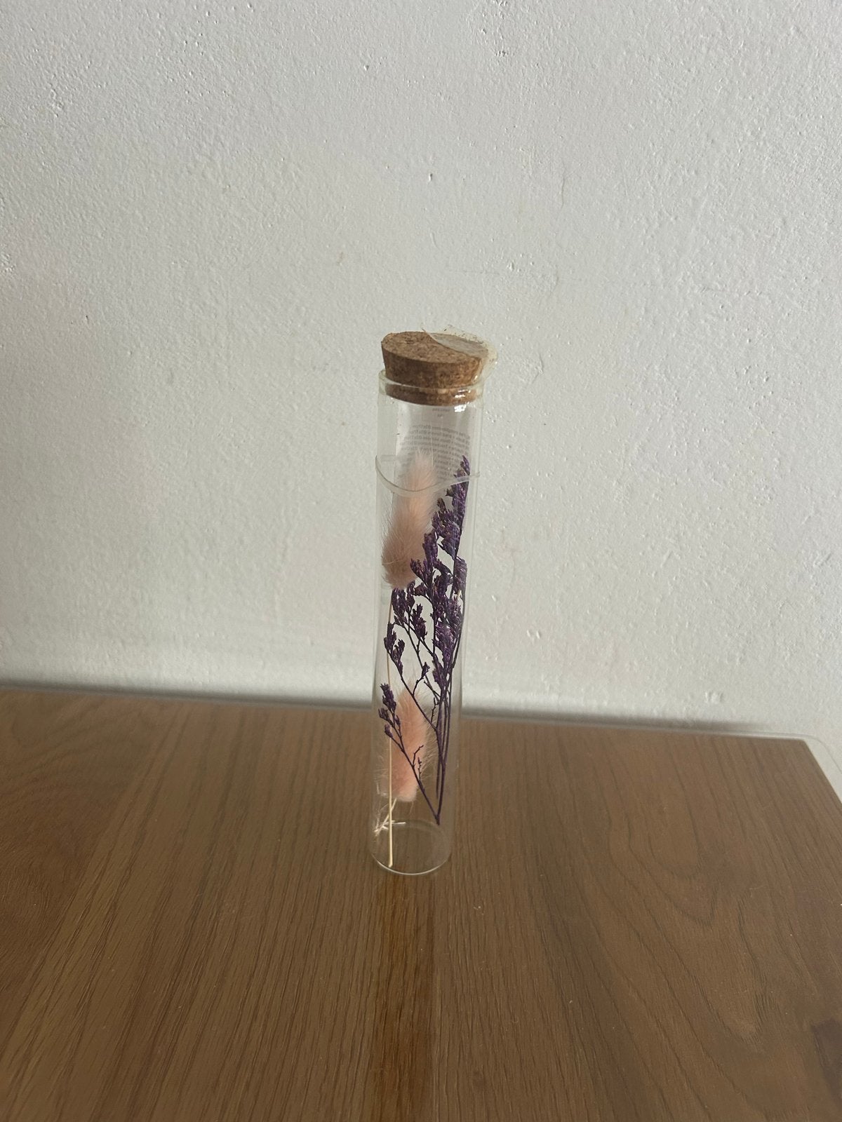 Glazen reageerbuisje met droogbloemen, Inclusief droogbloemen, Meerkleurig, Nieuw, Ophalen of Verzenden