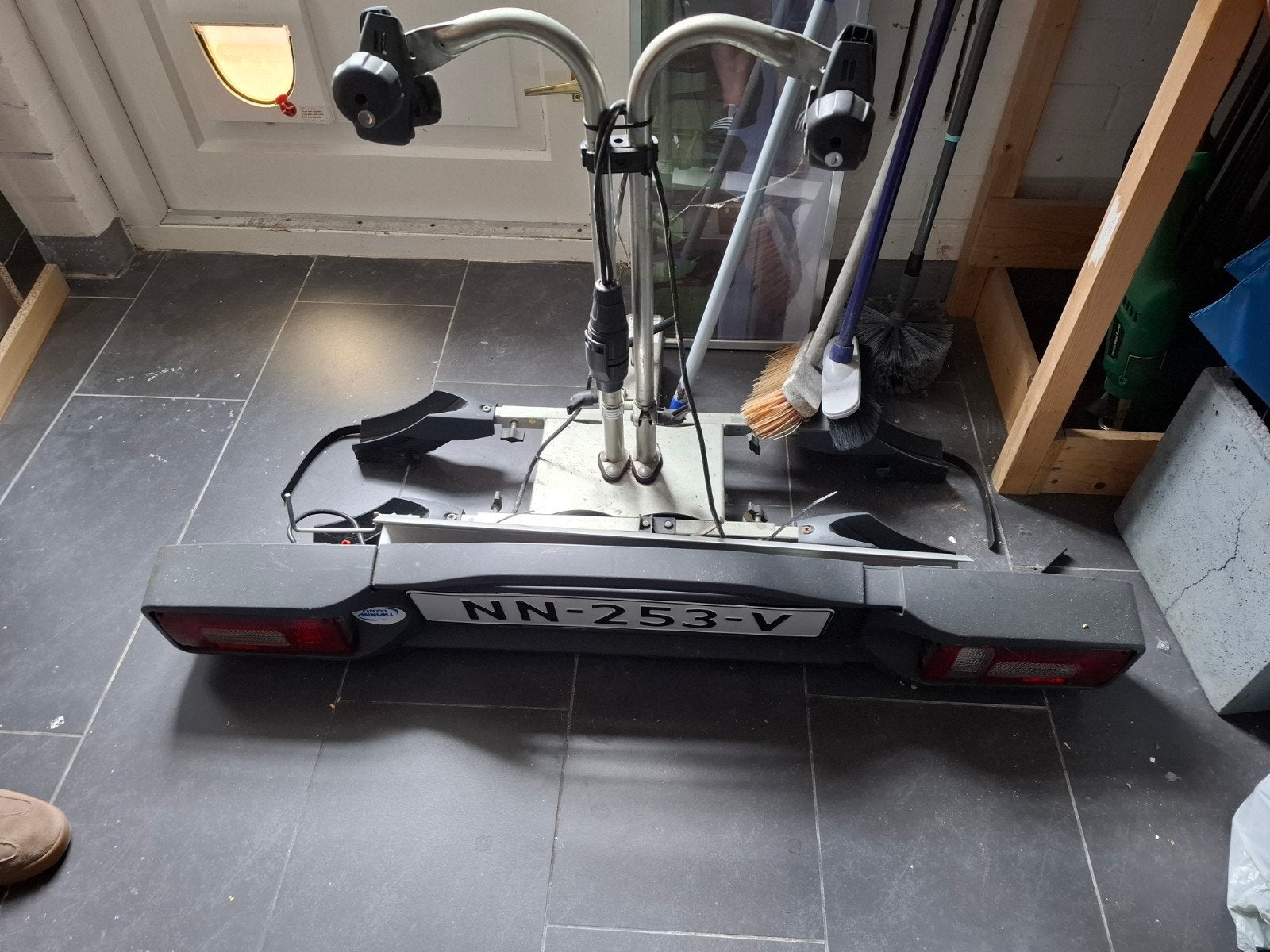 Twinnny Load SWING FFK Trekhaakdrager, Ophalen