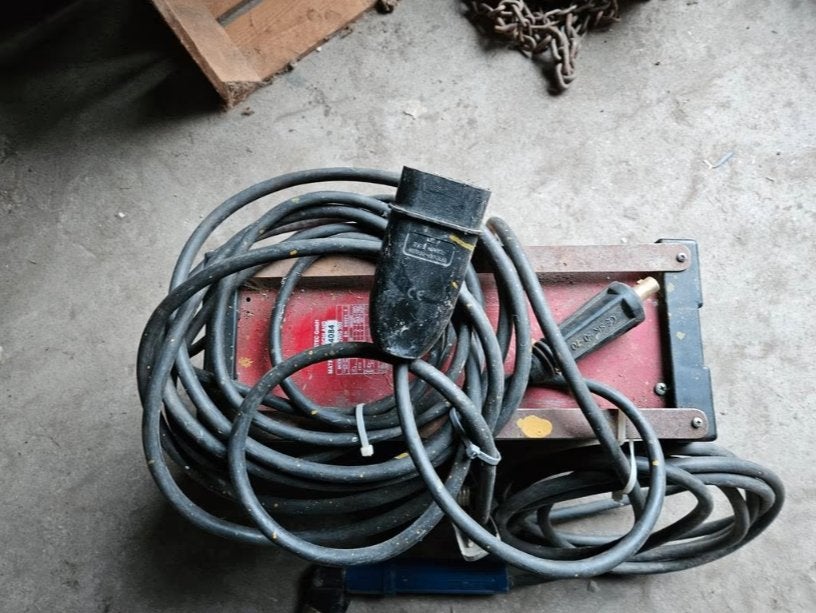 Rowatec Rowig 200 elektroden krachtstroom lasapperaat, Doe-het-zelf en Verbouw, Gereedschap | Lasapparaten, Ophalen, Gebruikt