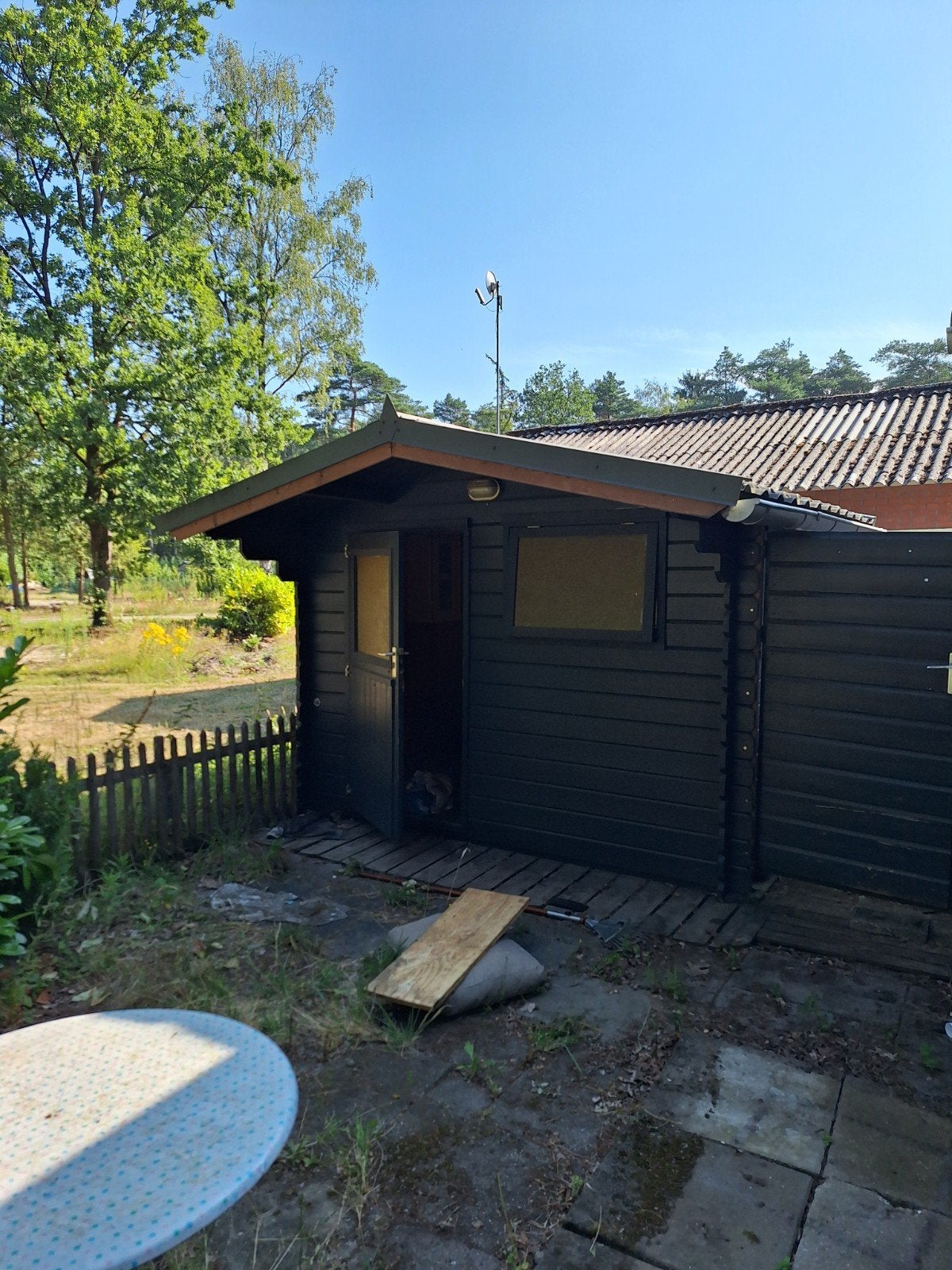 GRATIS  tuinhuisjes en hout, Ophalen of Verzenden, Gebruikt, Minder dan 250 cm, Schuur