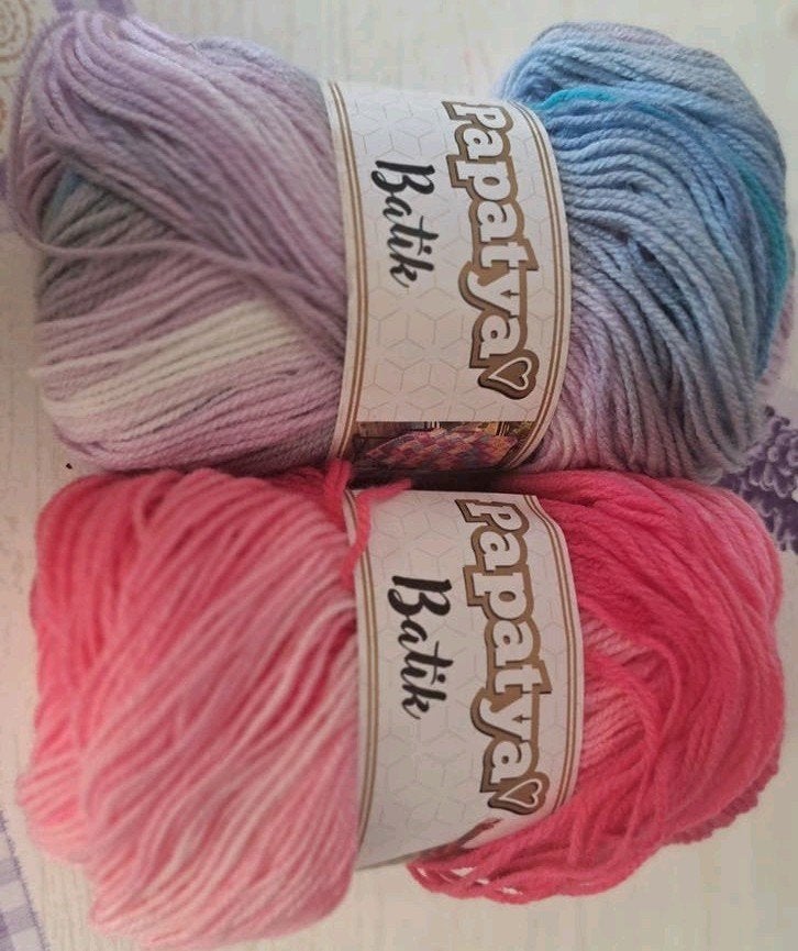 Papatya Batik Verloopgaren - 2 bollen brei-/haakgaren, Hobby en Vrije tijd, Breien en Haken, Ophalen of Verzenden, Nieuw, Breien of Haken