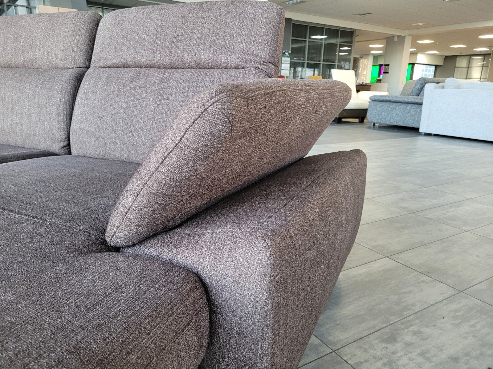 Foto 12 van ✅️️️️️ GEREINIGD bruingrijze hoekbank 295x175 | BEZORGEN