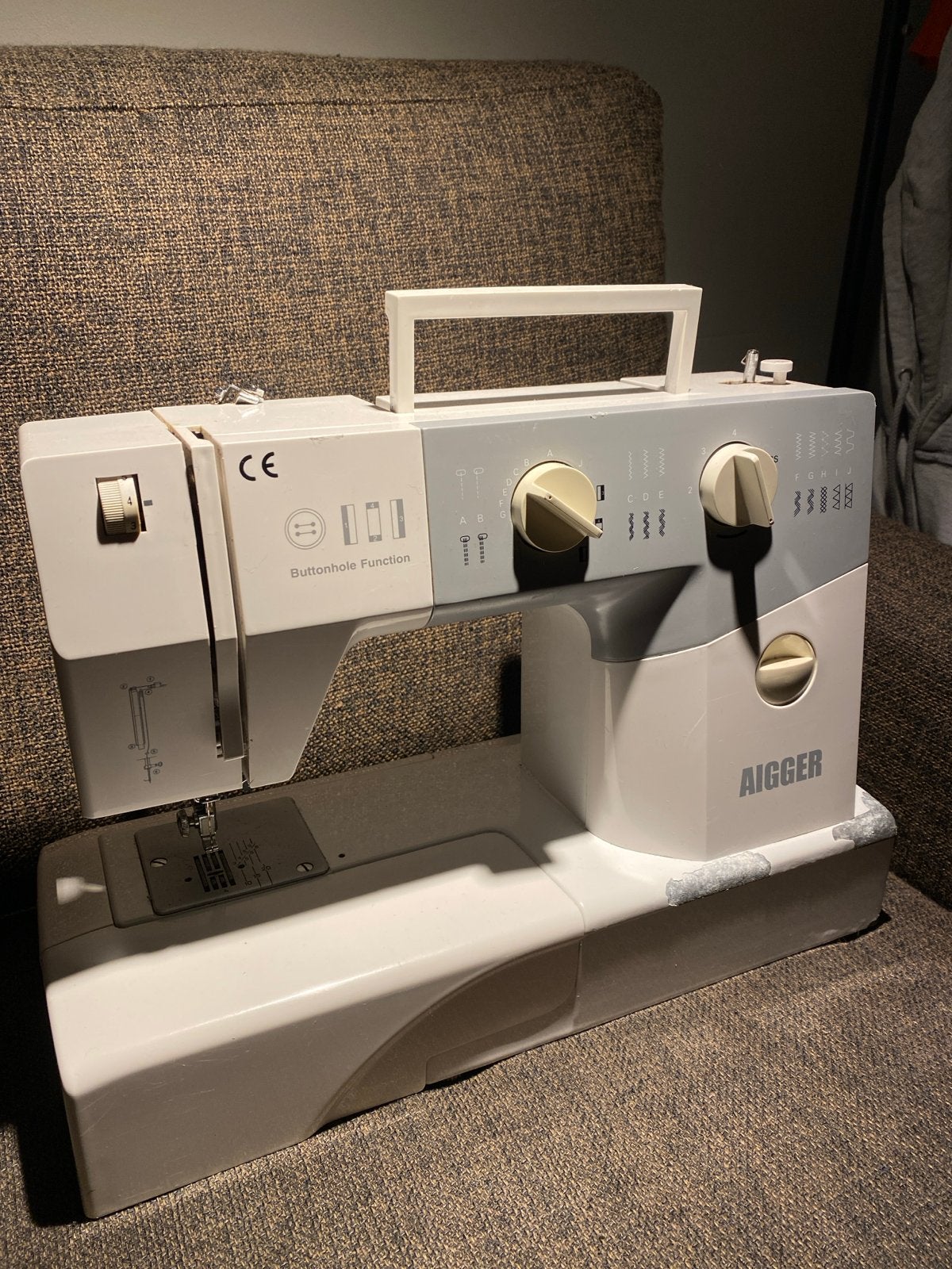 AIGGER Naaimachine - Gebruikt, Functioneel, Ophalen of Verzenden, Gebruikt, Naaimachine, Overige merken