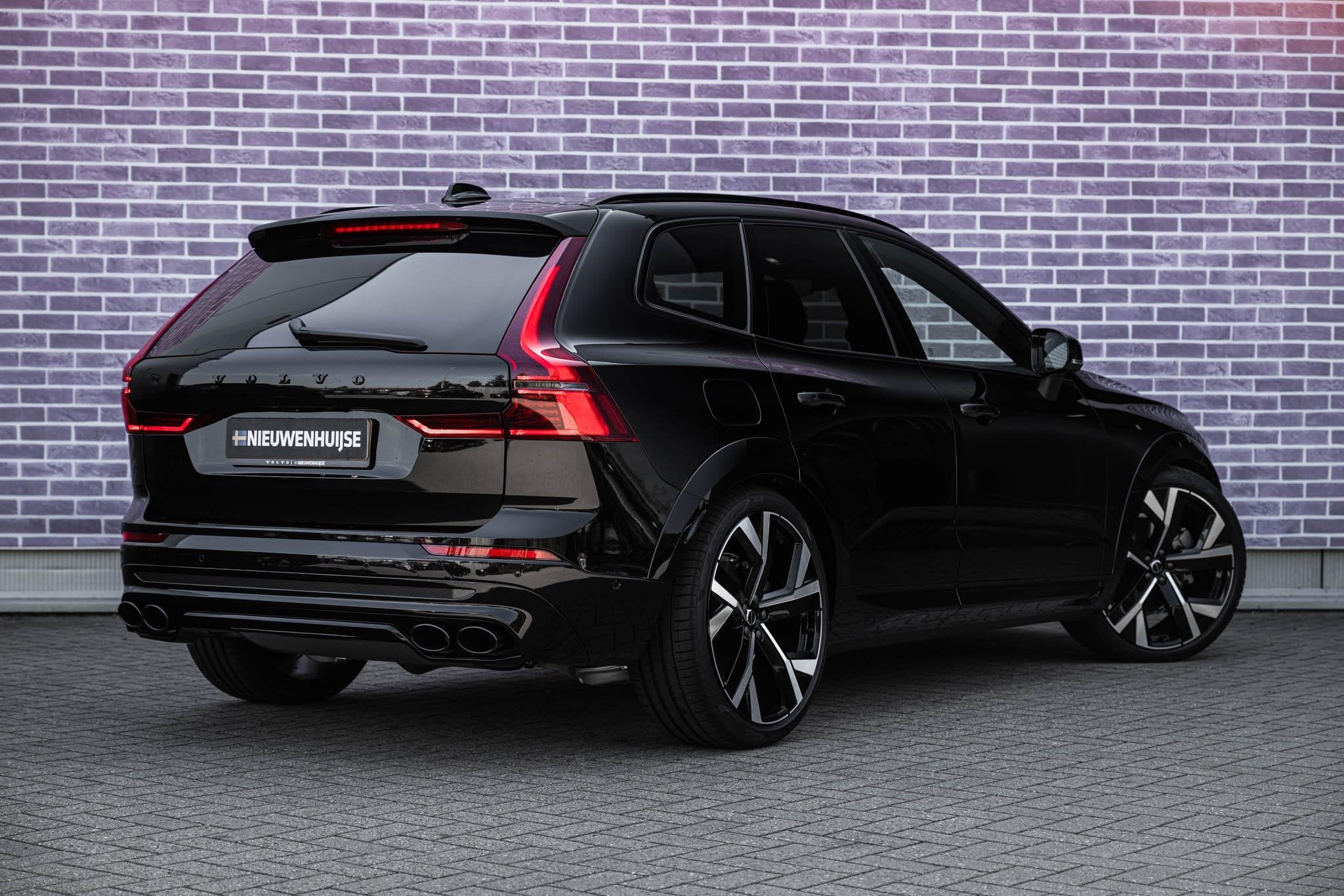 Volvo XC60 2.0 T8 Plug-in hybrid AWD Ultra Dark Executive Ed, Auto's, Automaat, 12 maanden, Gebruikt, Euro 6