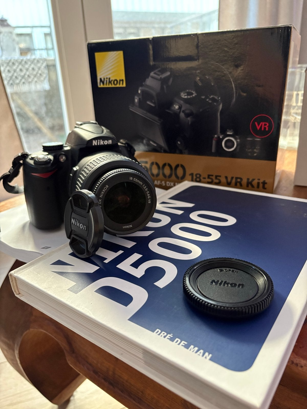 Nikon D5000 Spiegelreflexcamera met 18-55 VR Kit, Spiegelreflex, Beeldstabilisatie, Ophalen of Verzenden, Zo goed als nieuw