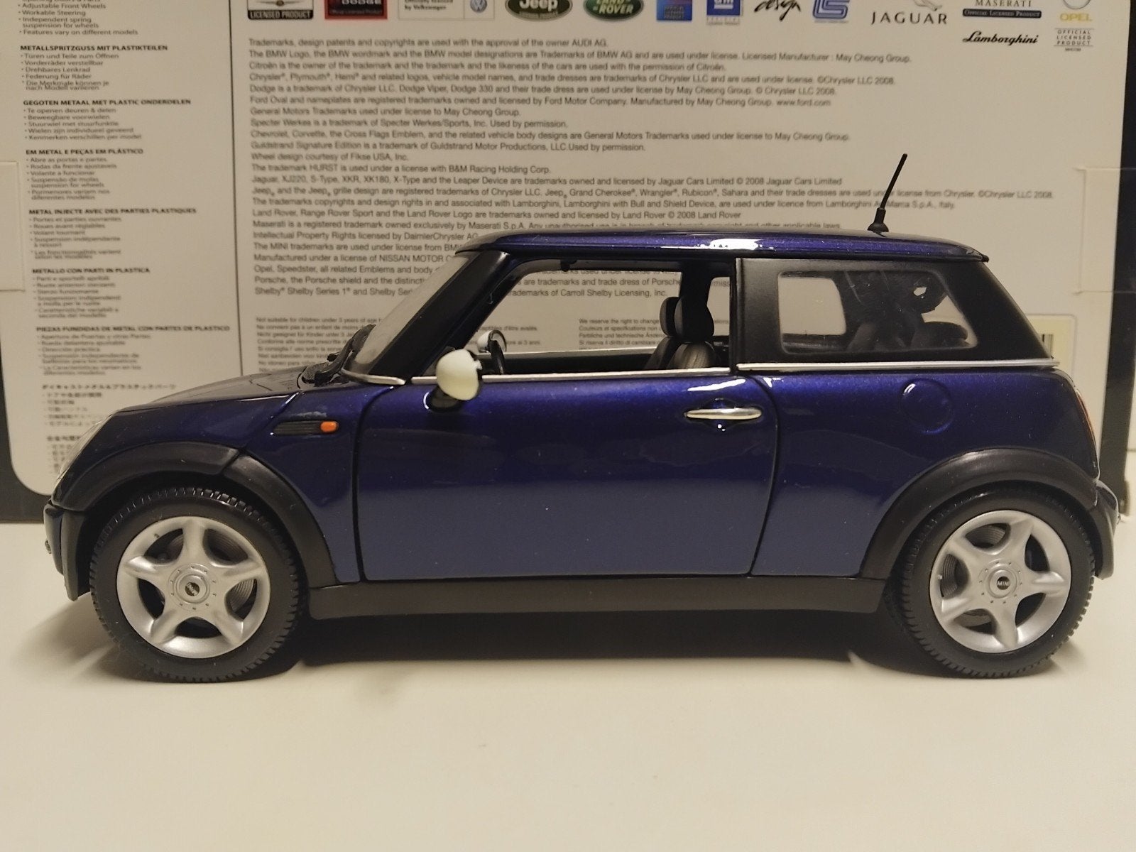 Rare Mini Cooper Excusive Line Standox lak special 1:18 KRD, Hobby en Vrije tijd, Ophalen of Verzenden, Zo goed als nieuw, Auto