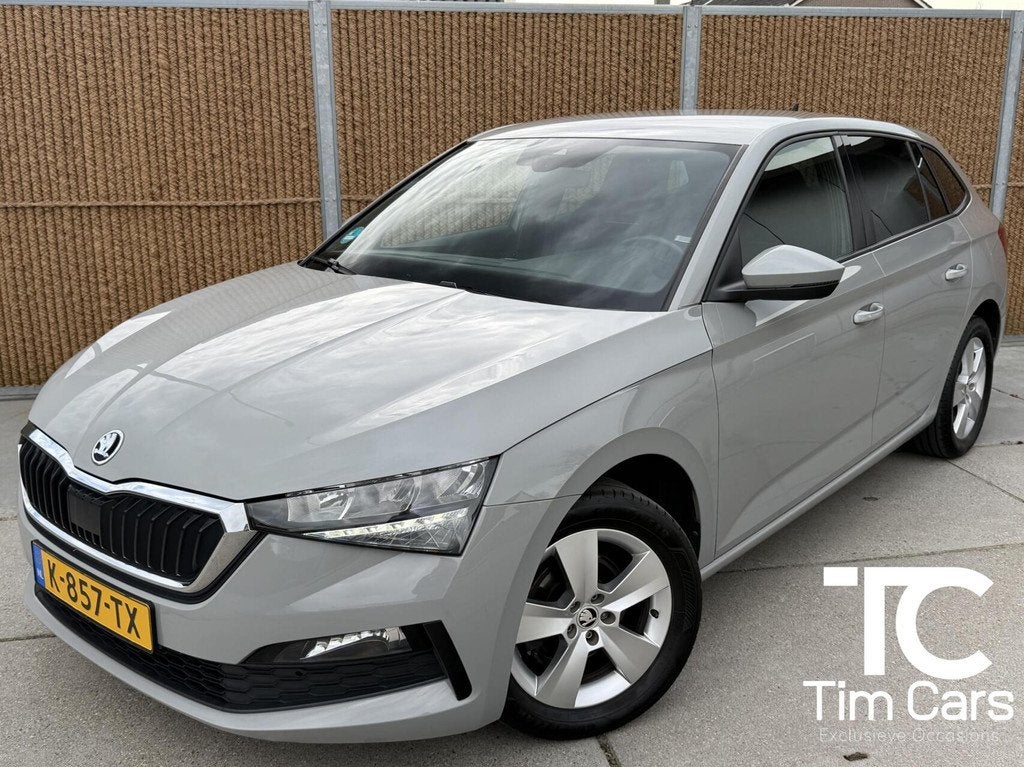 Skoda Scala 1.0 TSI Sport Business Automaat | Trekhaak uitkl, Auto's, Skoda, Scala, Gebruikt, Euro 6, 620 kg