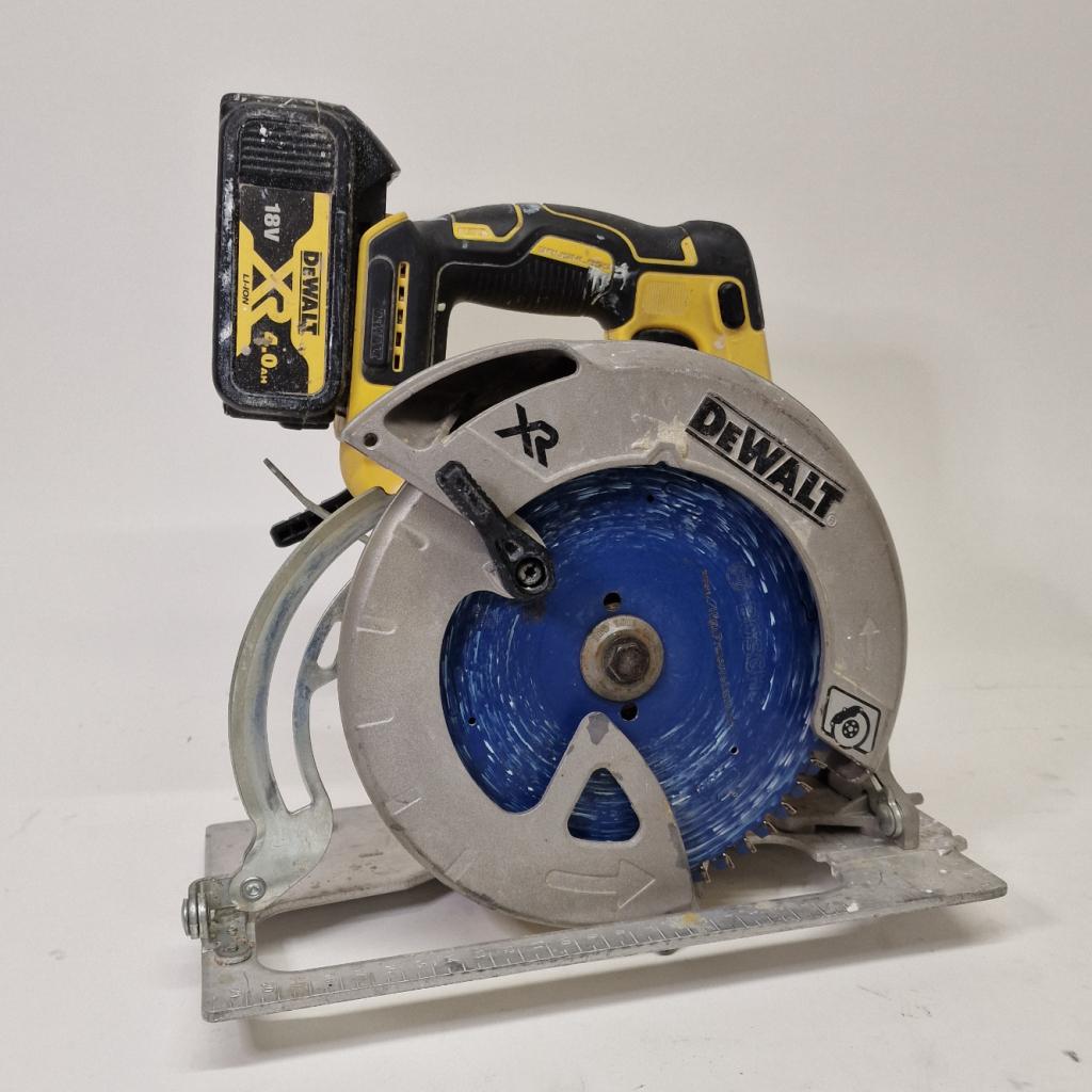 DeWalt DCS570N Accu Cirkelzaag 18V Body+DCB182 4.0 AH Accu, Doe-het-zelf en Verbouw, Gereedschap | Zaagmachines, Dewalt, Zo goed als nieuw