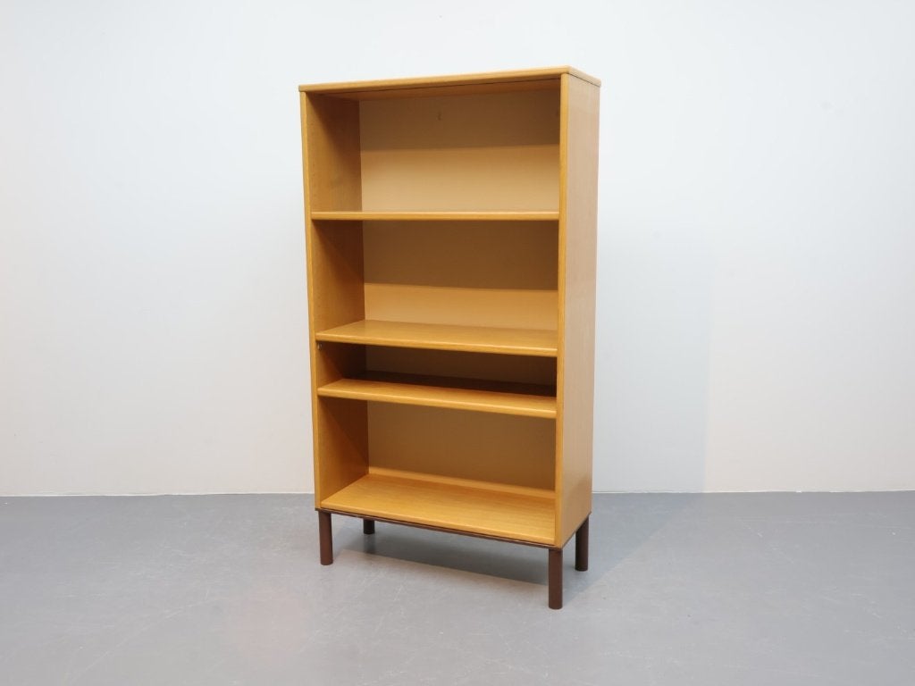 Vintage boekenkast Kinnarps blond eiken, Ophalen, Met plank(en), Gebruikt, Zweden