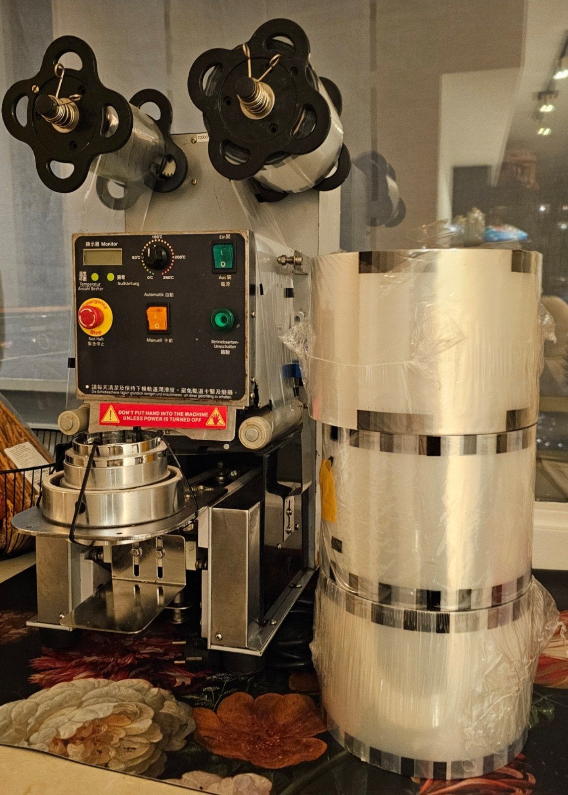 Y-FANG ET-899S Automatische Bekerafdichtmachine seal machine, Ophalen of Verzenden