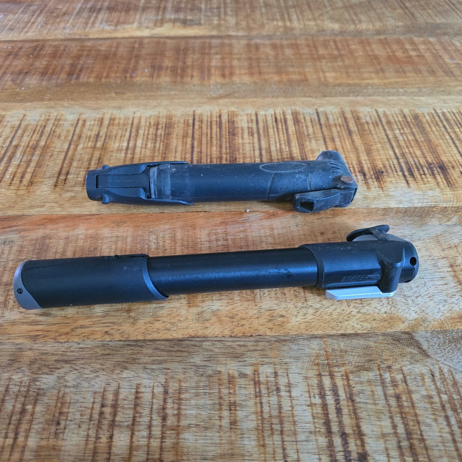 Fietspompen (2 stuks) - Handig voor onderweg, Fietsen en Brommers, Ophalen of Verzenden, Gebruikt
