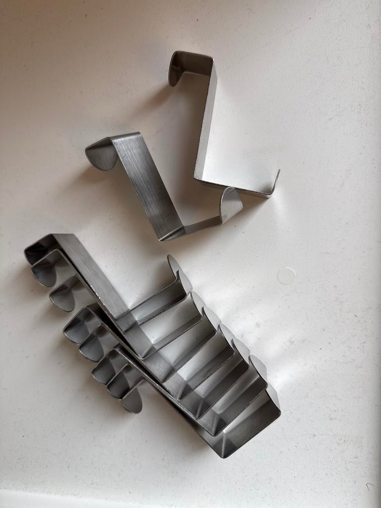 10x Metalen Deurhangers - Handige Ophanghaken, Ophalen of Verzenden, Gebruikt, Metaal, Wandhaken