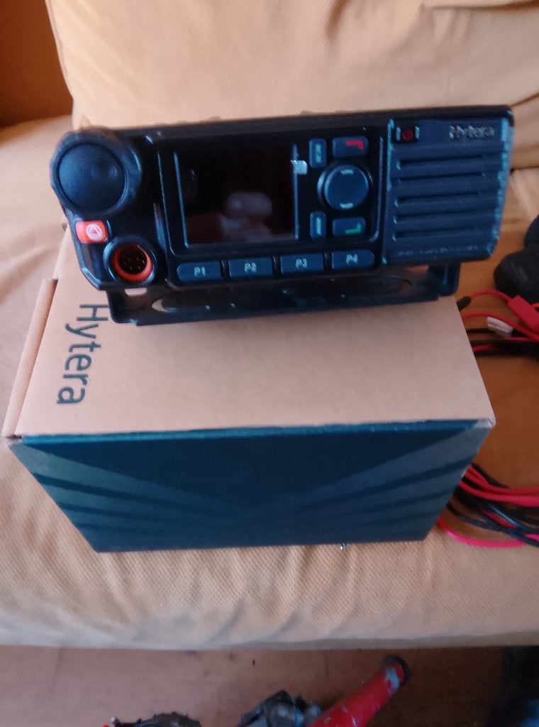 Hytera MD785 DMR UHF, Telecommunicatie, Zenders en Ontvangers, Ophalen of Verzenden, Zo goed als nieuw, Zender en Ontvanger
