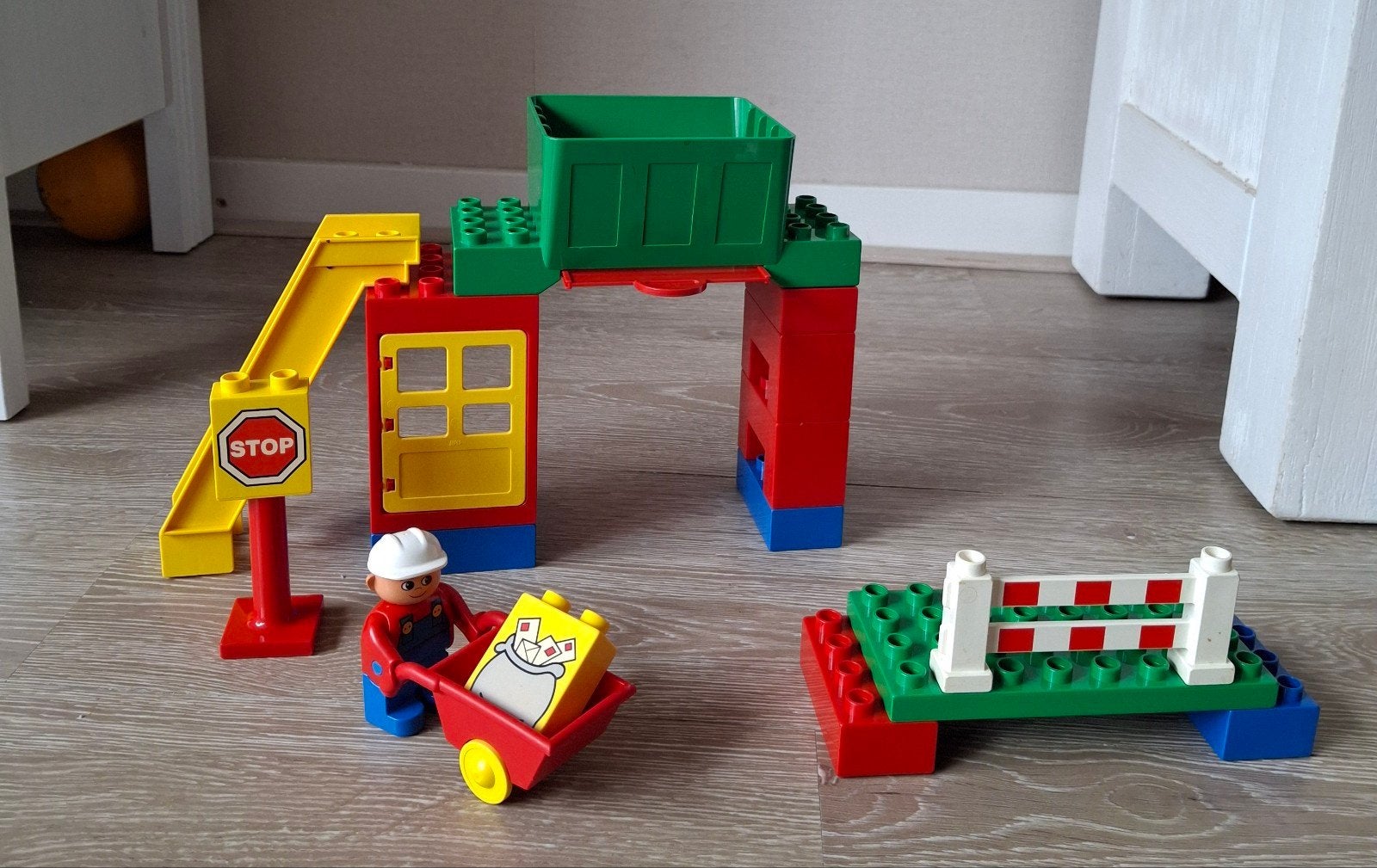 laadstation/ silo voor bv de treinbaan, Ophalen of Verzenden, Zo goed als nieuw, Duplo