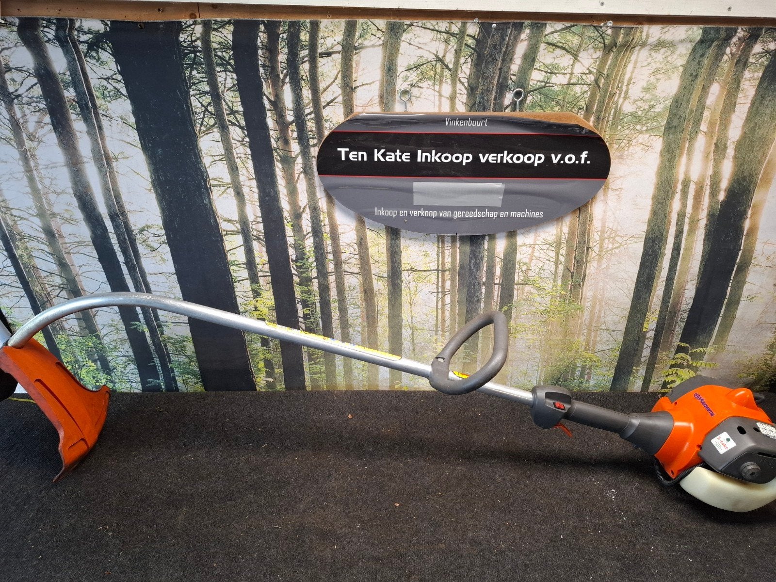 Husqvarna grastrimmer 125 c, Ophalen, Benzine, Gebruikt, 30 tot 50 cm