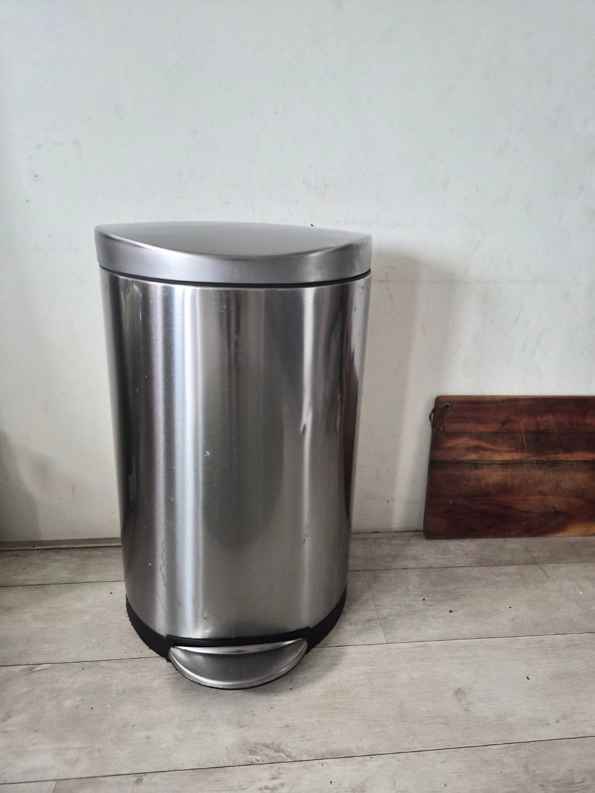 Simplehuman pedaalemmer., 40 liter of meer, Ophalen, 50 tot 75 cm