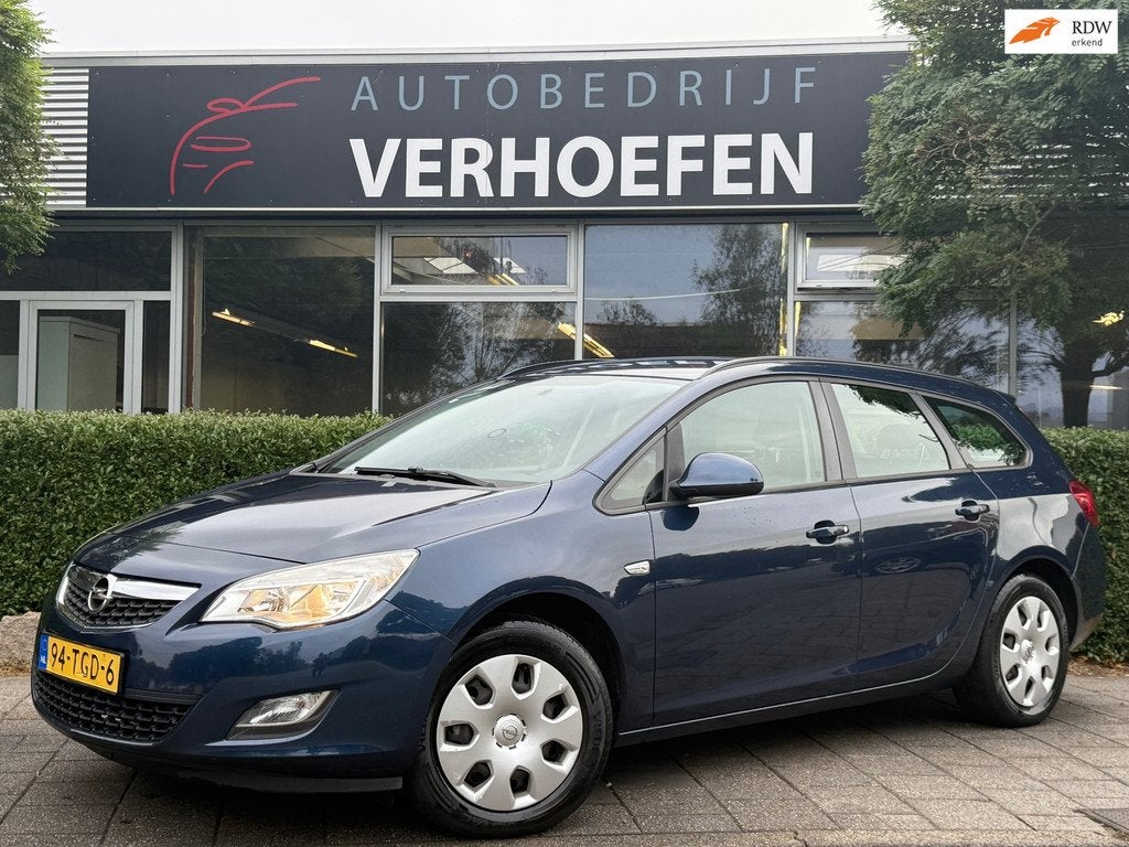 Opel Astra Sports Tourer 1.4 Business Edition - NAVI - CRUIS, Voorwielaandrijving, Euro 5, Gebruikt, 4 cilinders