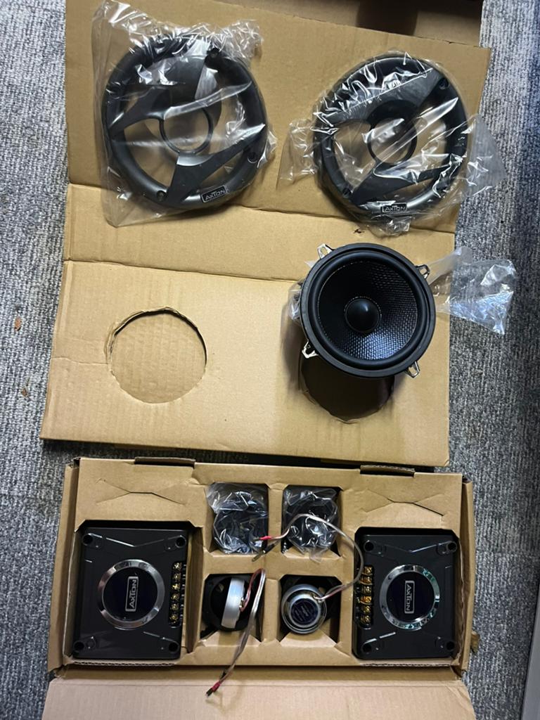 Auto speakerset 1 woofer is kapot, Auto diversen, Autospeakers, Ophalen, Gebruikt