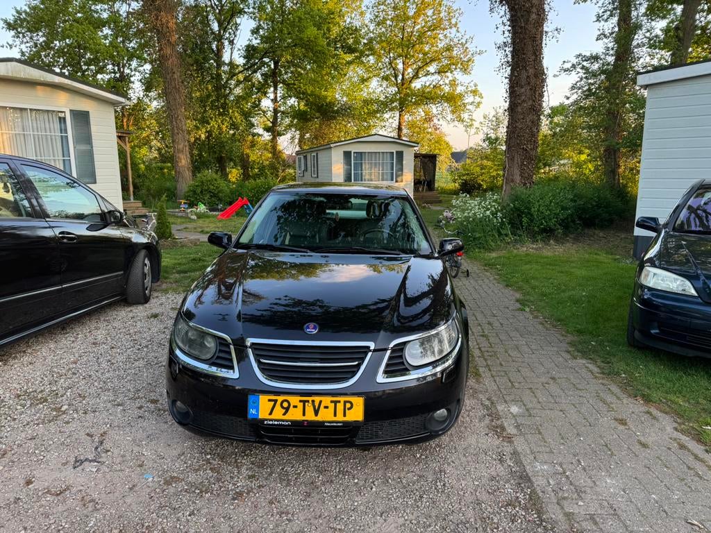 Saab 9-5 2.3 Turbo Aero *APK TOT 2027*, 1800 kg, Zwart, 4 cilinders, 2290 cc