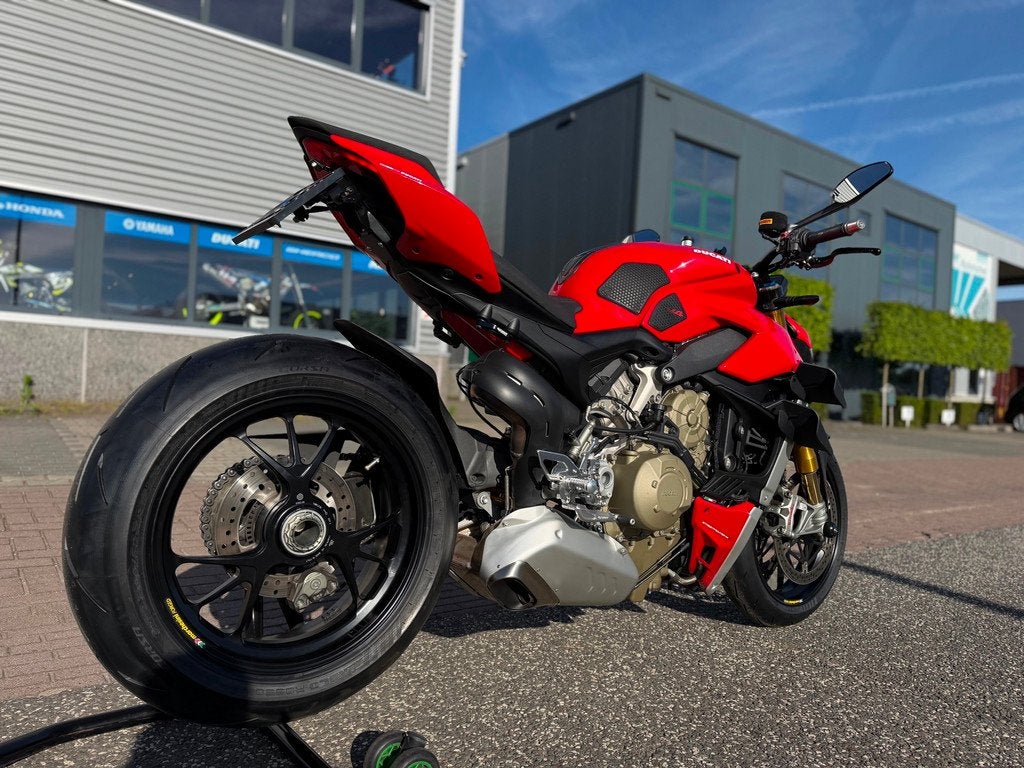 Ducati Streetfighter V4 S Desmo TOPSTAAT! Garantie mog, Motoren, Motoren | Ducati, Via Antonio Cavalieri Ducati 3
40132  Bologna, IT