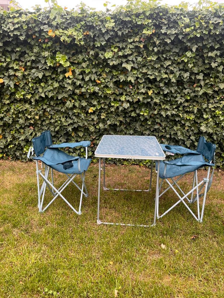 Camping set: tafel met 2 stoelen Decathlon NIEUW, Ophalen of Verzenden, Gebruikt, Campingtafel