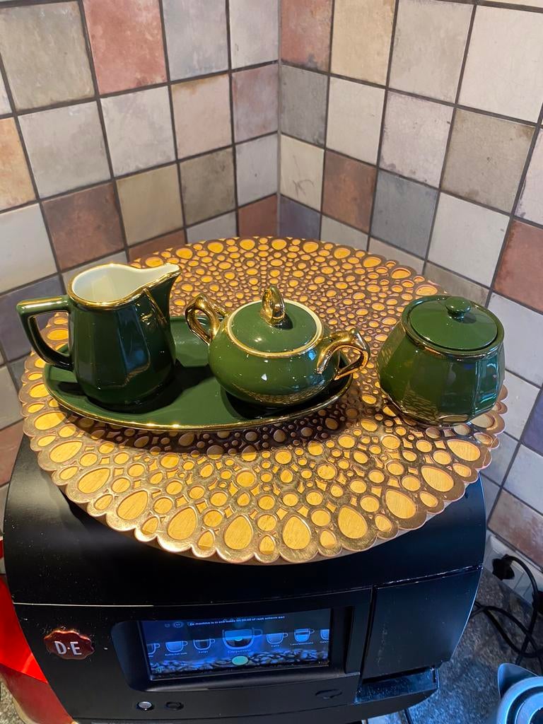 Melkkan,suikerpot,confiturepot met schaaltje,groen met goud, Ophalen of Verzenden