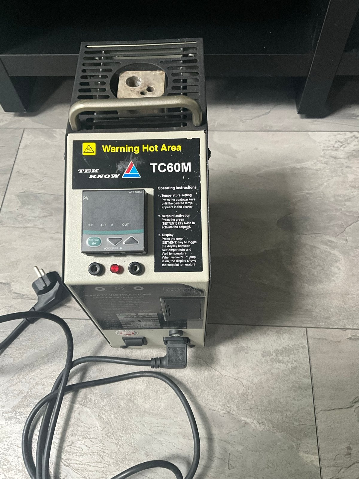 TEK KNOW TC60M Temperatuur Calibrator - Nauwkeurig en Betrou, Ophalen of Verzenden