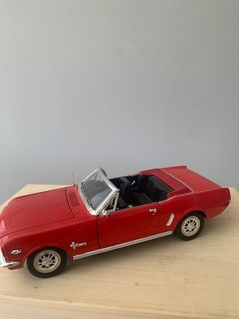 Ford Mustang 1964, Ophalen of Verzenden, Zo goed als nieuw, Auto, Solido