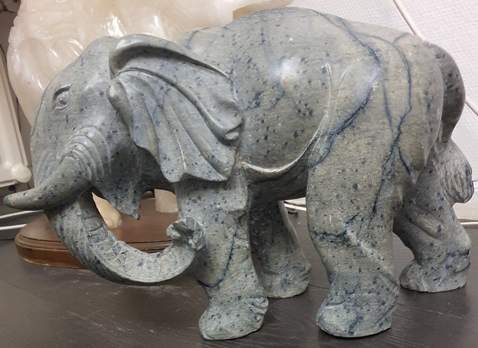 Olifant voor binnen of buiten beeld sculptuur natuursteen, Antiek en Kunst, Ophalen of Verzenden