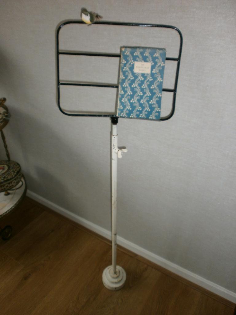 Antieke industriële ijzeren muziek/boek standaard brocante, Ophalen