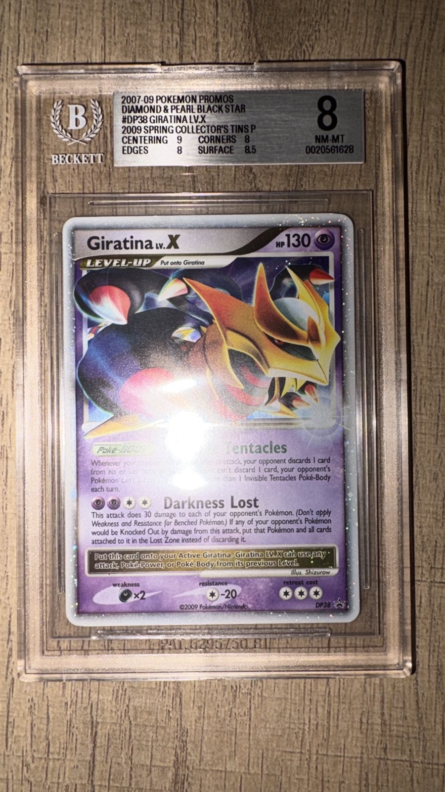 Pokémon Card – Giratina LV.X DP38 Black Star Promo Beckett 8, Ophalen of Verzenden, Zo goed als nieuw