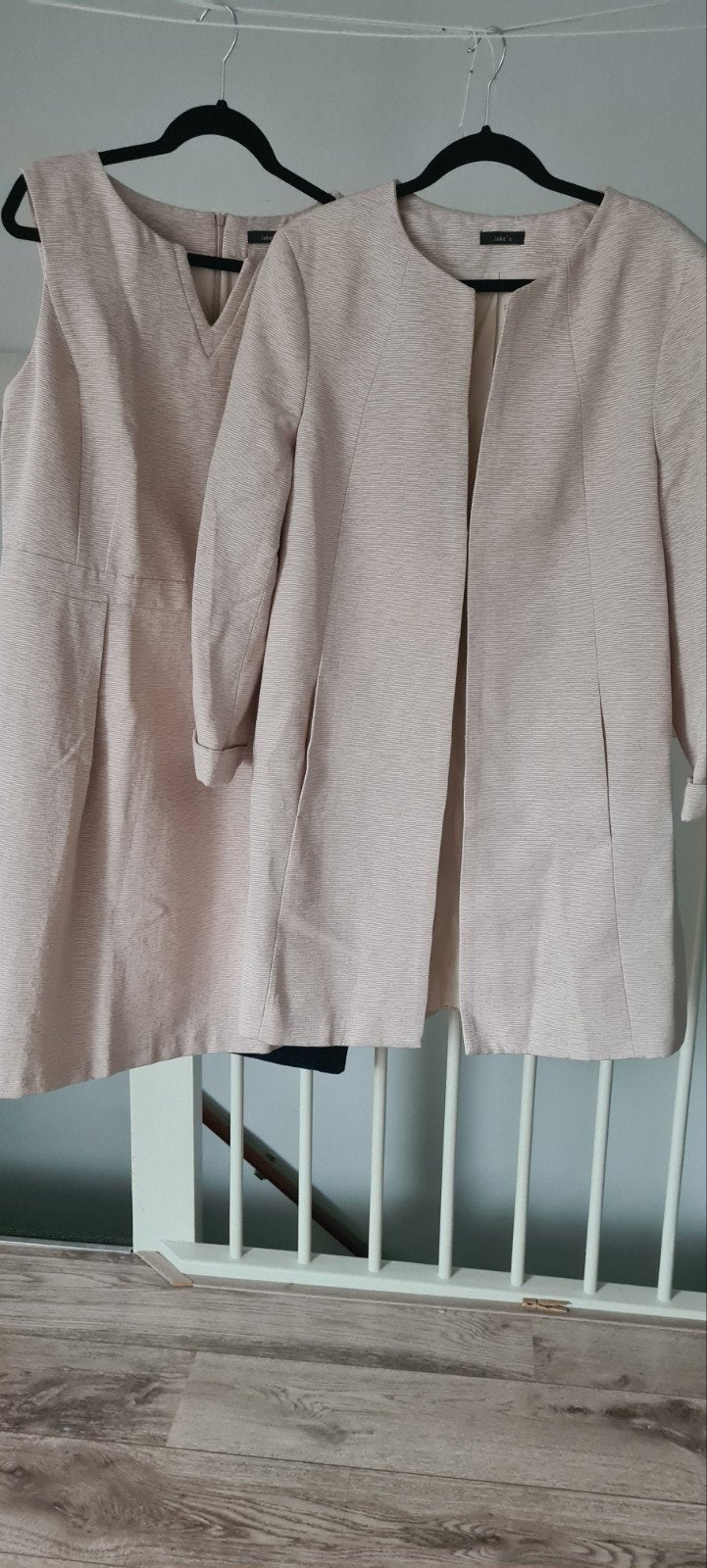 Jake's jurk en jasje maat 46 (valt klein), Kleding | Dames, Ophalen, Overige kleuren, Maat 46/48 (XL) of groter, Zo goed als nieuw