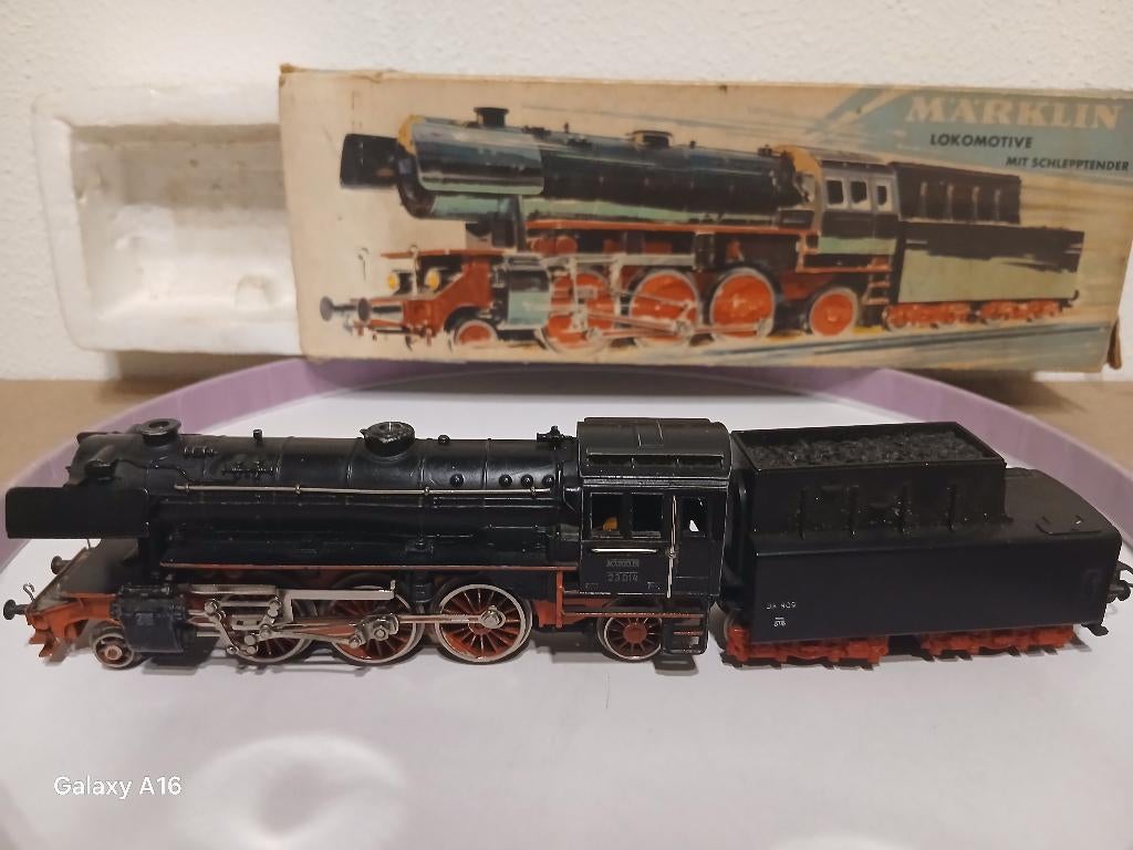 marklin locomotief met tender, Wisselstroom, Gebruikt, Locomotief, Ophalen of Verzenden