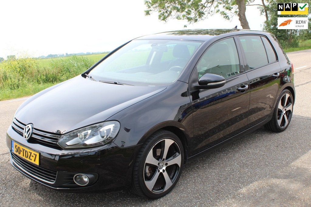 Volkswagen Golf 1.4 TSI Highline // AUTOMAAT //, Euro 5, Gebruikt, Zwart, 4 cilinders