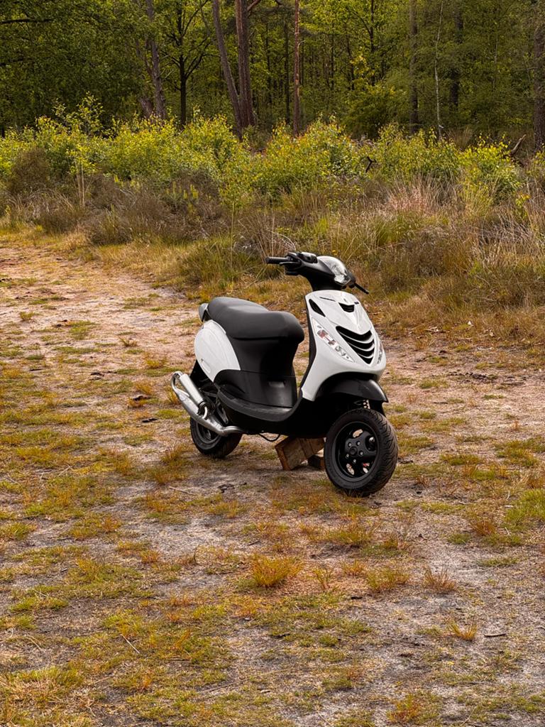Piaggio Zip SP H2O, Fietsen en Brommers, Brommers | Overige merken, Ophalen of Verzenden, Zo goed als nieuw, Maximaal 45 km/u