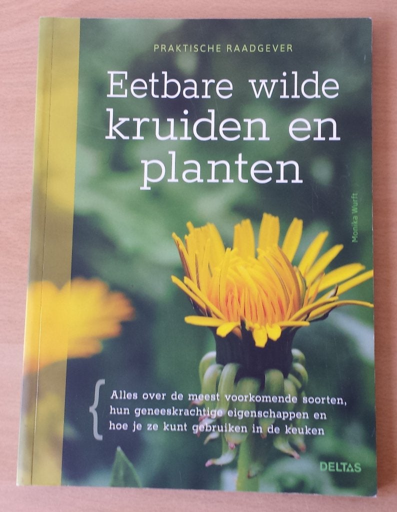 Eetbare Wilde Kruiden en Planten - Monika Wurft - 2017, Gelezen, Kruiden en Alternatief, Ophalen of Verzenden, Monika Wurft