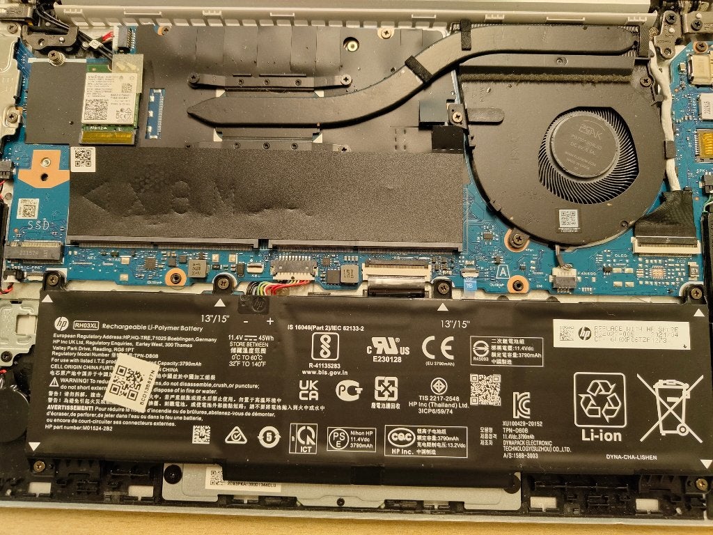 HP Probook 430 G8 (defect), Computers en Software, Windows Laptops, 2 tot 3 Ghz, Qwerty, 13 inch, Ophalen of Verzenden
